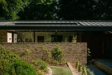 Modern Bungalow External 8